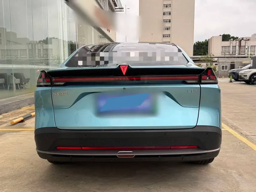 2024 Deepal L07 1.5L 98HP L4 REEV 28.39KWH,autocango,china used car exporter,china ev exporter,chinese used car exporter,chinese used ev exporter