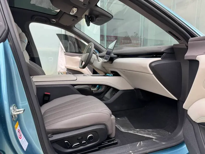 2024 Deepal L07 1.5L 98HP L4 REEV 28.39KWH,autocango,china used car exporter,china ev exporter,chinese used car exporter,chinese used ev exporter