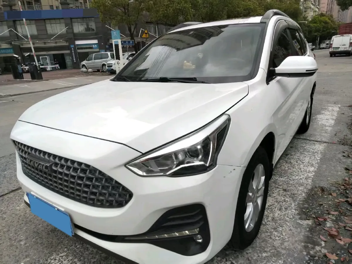 2019 Haval M6 1.5T 150HP L4 6MT,autocango,china used car exporter,china ev exporter,chinese used car exporter,chinese used ev exporter