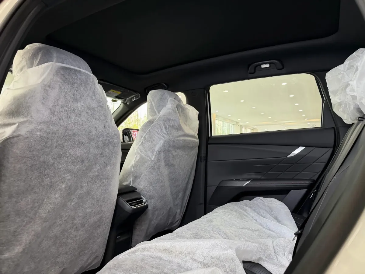 2025 ChangAn CS75 Plus 1.5T 192HP L4 8AT,autocango,china used car exporter,china ev exporter,chinese used car exporter,chinese used ev exporter