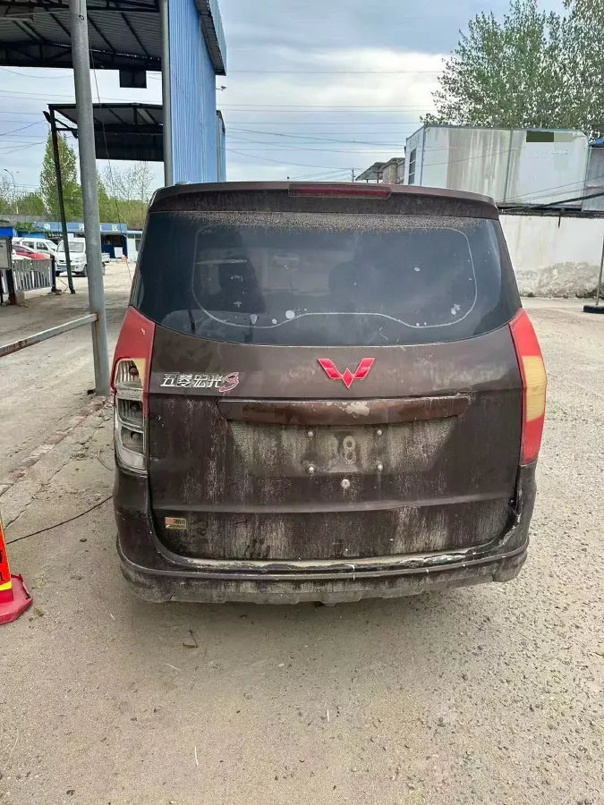 2016 WuLing HongGuang 1.5L 112HP L4 5MT,autocango,china used car exporter,china ev exporter,chinese used car exporter,chinese used ev exporter