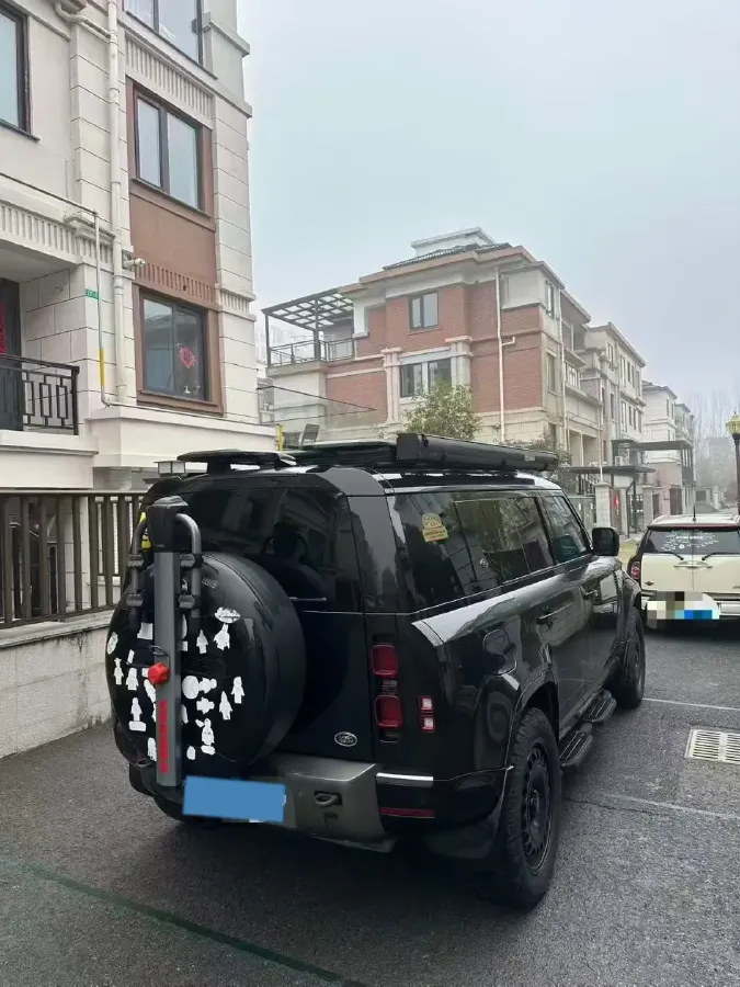 2021 Land Rover Defender 3.0T 400HP L6 8AT,autocango,china used car exporter,china ev exporter,chinese used car exporter,chinese used ev exporter