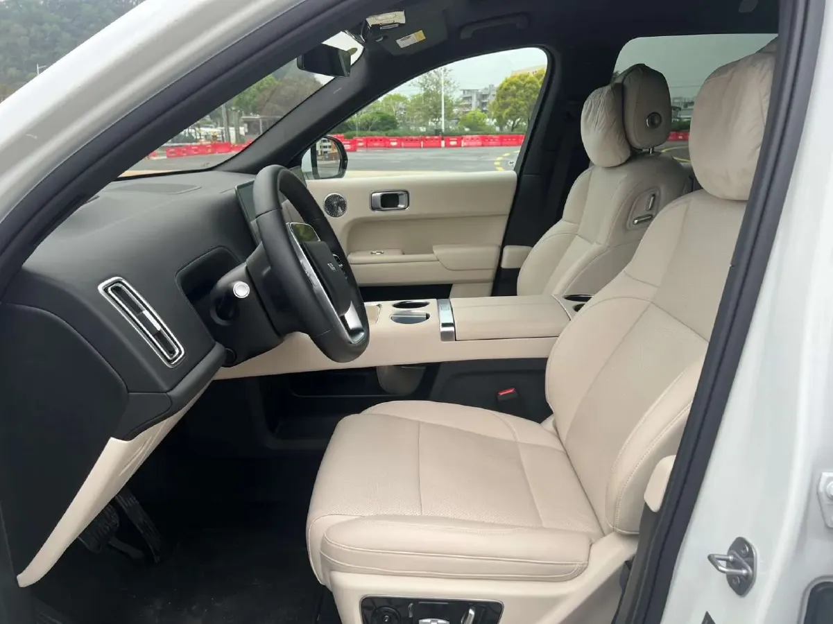 2025 Li L9 Range Extended 154HP REEV,autocango,china used car exporter,china ev exporter,chinese used car exporter,chinese used ev exporter