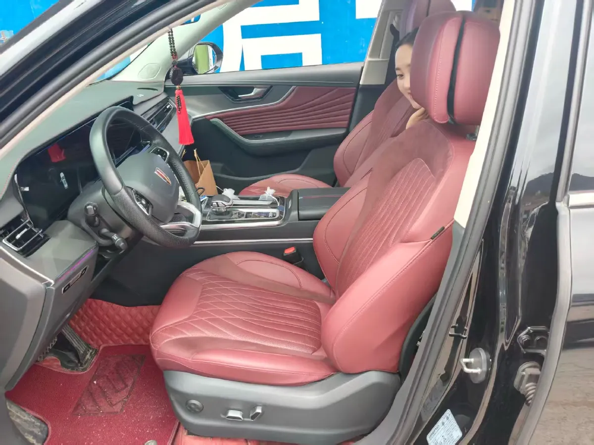 2023 HongQi HS5 2.0T 252HP L4 8AT,autocango,china used car exporter,china ev exporter,chinese used car exporter,chinese used ev exporter