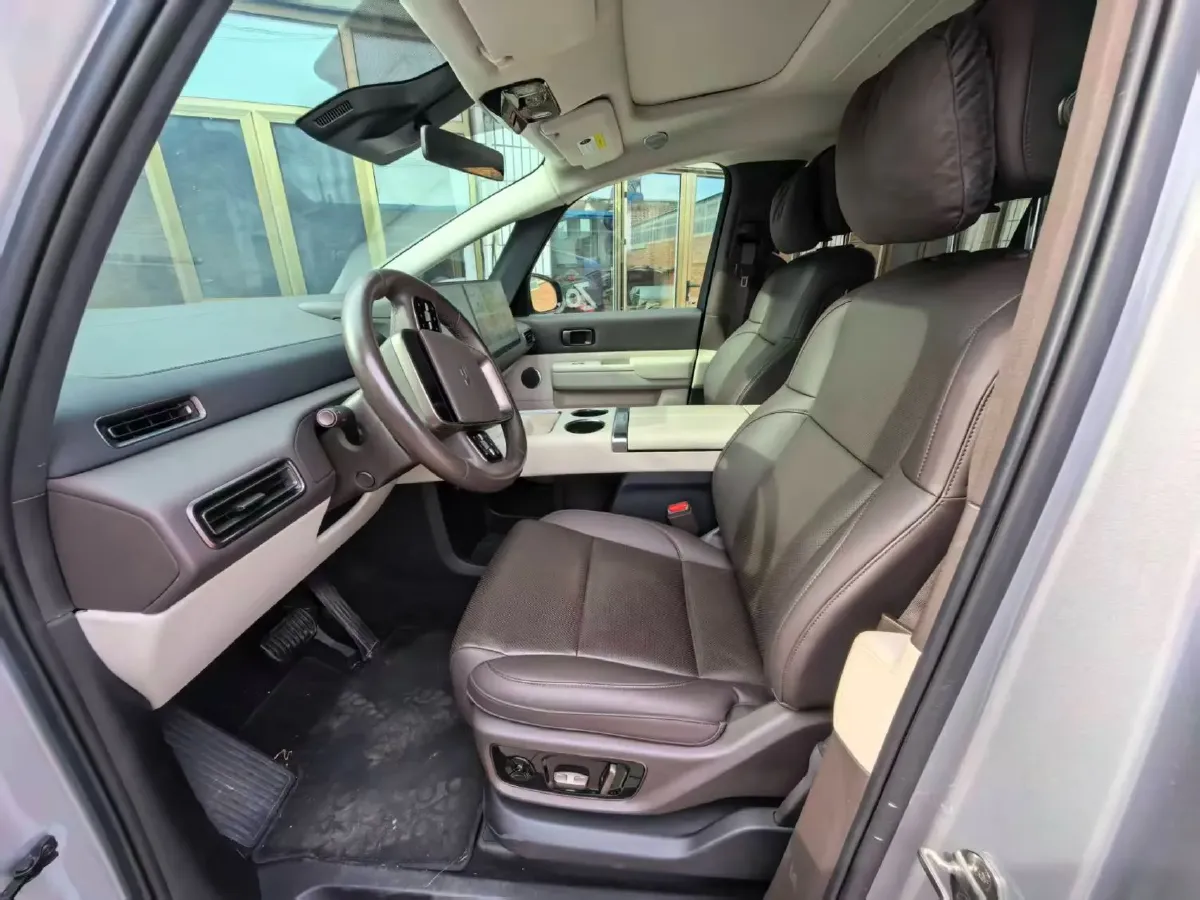 2024 Li MEGA BEV 102.7KWH,autocango,china used car exporter,china ev exporter,chinese used car exporter,chinese used ev exporter