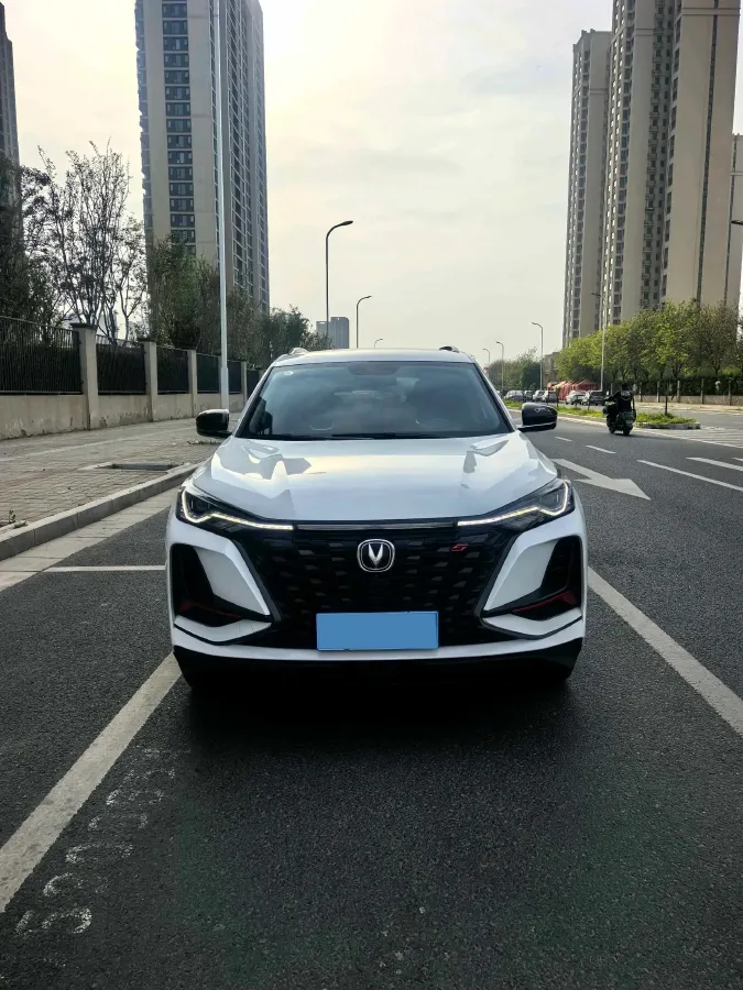 2021 ChangAn CS75 Plus 1.5T 178HP L4 6AT,autocango,china used car exporter,china ev exporter,chinese used car exporter,chinese used ev exporter