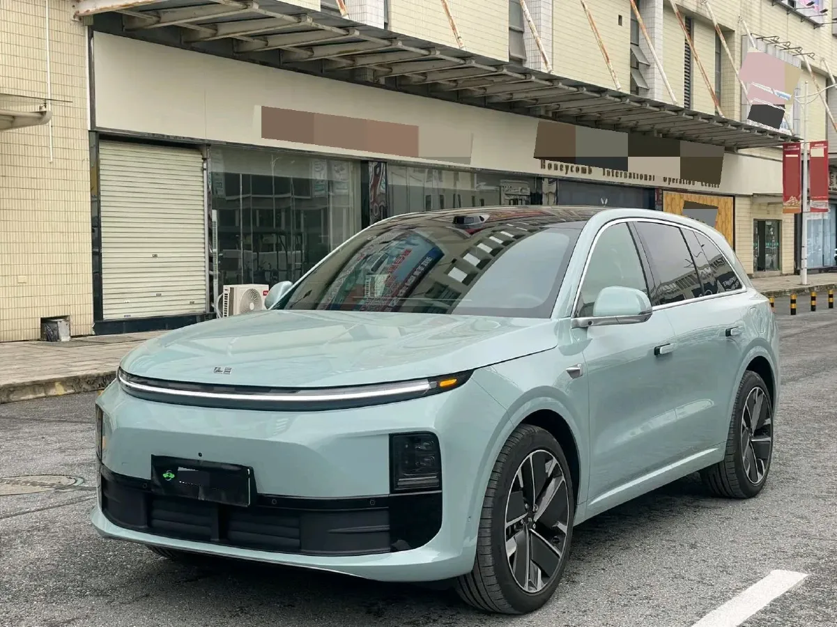 2025 Li L6 Range Extended 154HP L4 REEV,autocango,china used car exporter,china ev exporter,chinese used car exporter,chinese used ev exporter