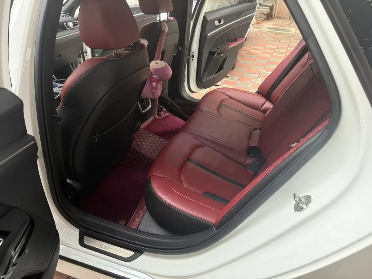 2020 Kia K5 2.0T 240HP L4 8AT,autocango,china used car exporter,china ev exporter,chinese used car exporter,chinese used ev exporter