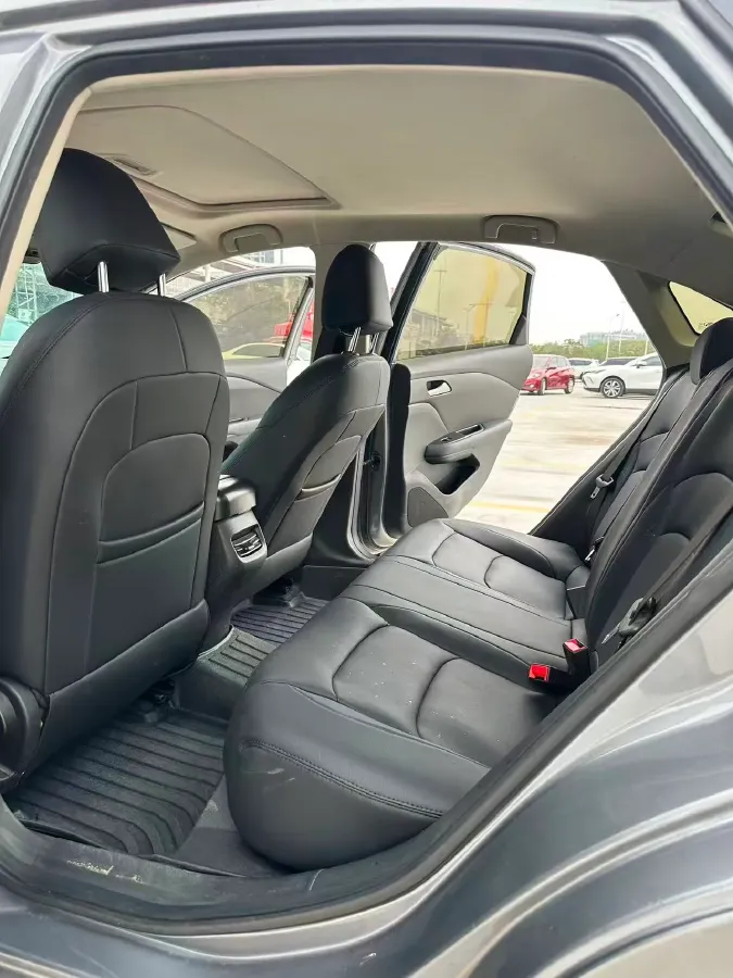 2019 Chevrolet Monza 1.0T 125HP L3 6DCT,autocango,china used car exporter,china ev exporter,chinese used car exporter,chinese used ev exporter