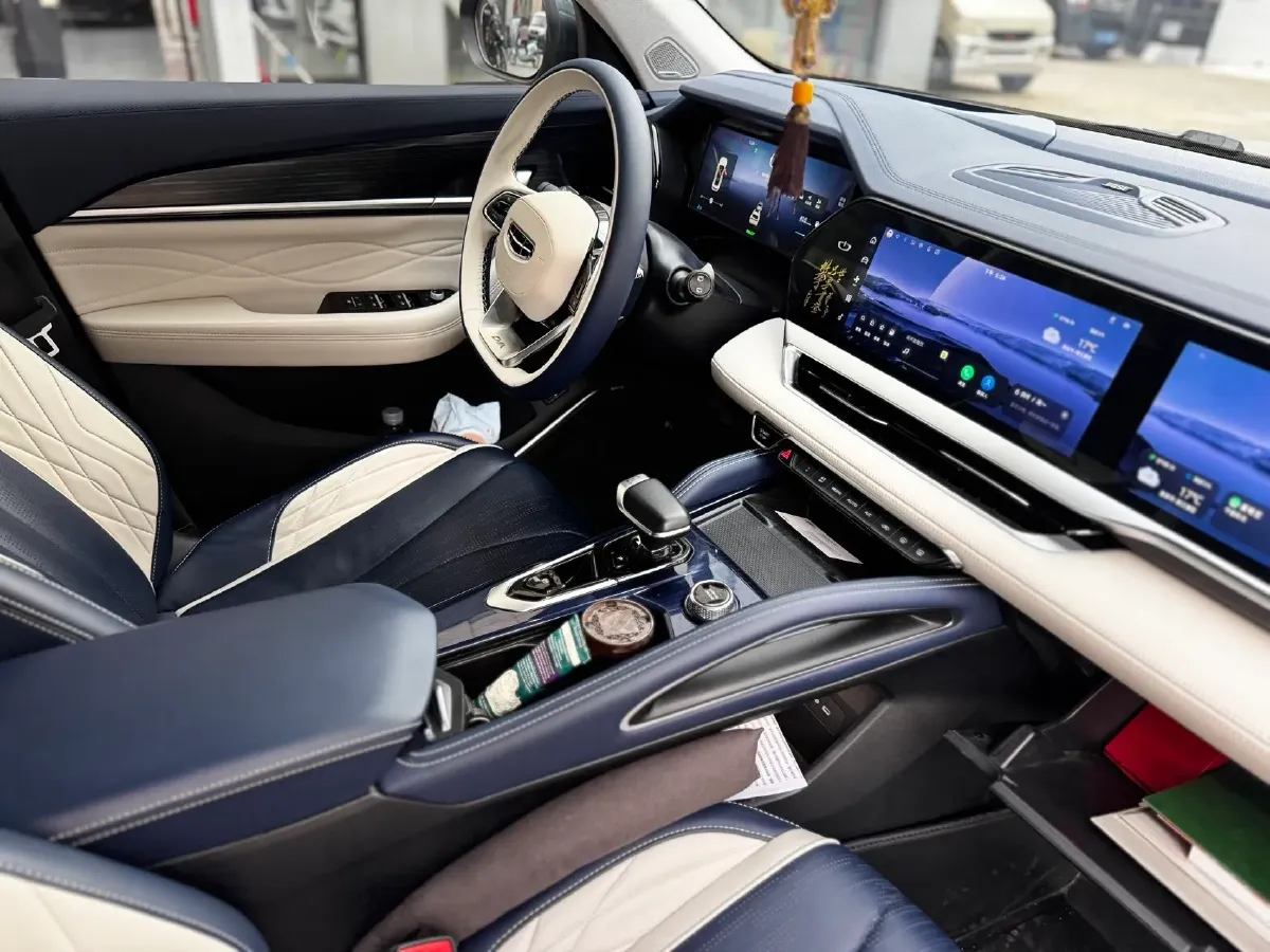 2022 Geely Monjaro 1.5T 150HP L3 3DHT Hybrid,autocango,china used car exporter,china ev exporter,chinese used car exporter,chinese used ev exporter