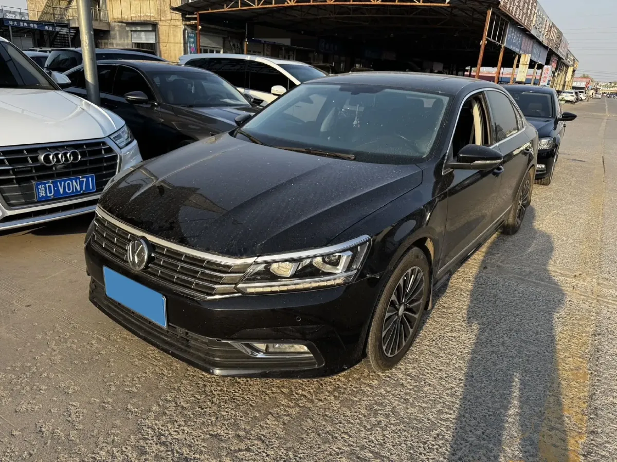 2016 Volkswagen Passat 1.8T 180HP L4 7DCT,autocango,china used car exporter,china ev exporter,chinese used car exporter,chinese used ev exporter