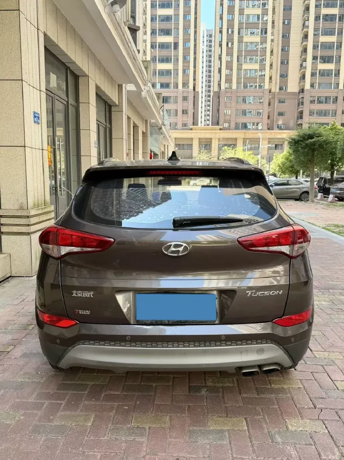 2015 Hyundai Tucson 1.6T 177HP L4 7DCT,autocango,china used car exporter,china ev exporter,chinese used car exporter,chinese used ev exporter