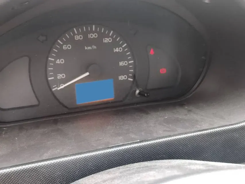 2019 WuLing RongGuang 1.5L 107HP L4 5MT,autocango,china used car exporter,china ev exporter,chinese used car exporter,chinese used ev exporter