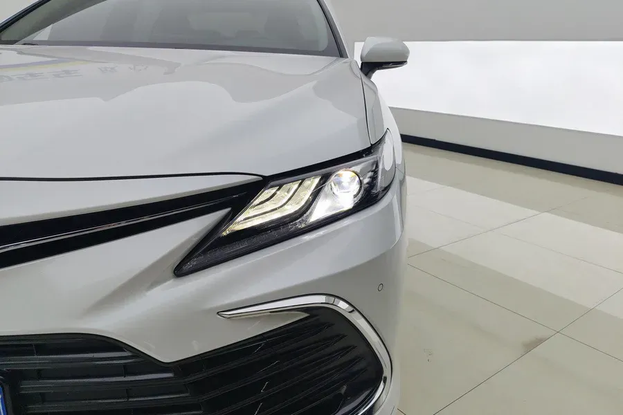 2021 Toyota Camry 2.5L 209HP L4 8AT,autocango,china used car exporter,china ev exporter,chinese used car exporter,chinese used ev exporter