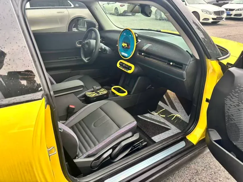 2025 MINI MINI 1.5T 156HP L3 7DCT,autocango,china used car exporter,china ev exporter,chinese used car exporter,chinese used ev exporter