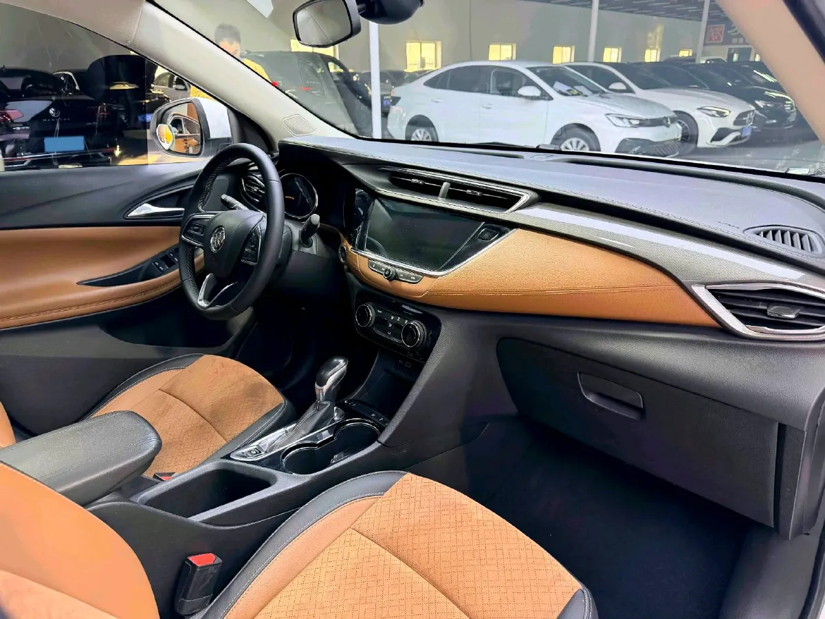 2020 Buick Encore GX 1.3T 165HP L3 CVT,autocango,china used car exporter,china ev exporter,chinese used car exporter,chinese used ev exporter