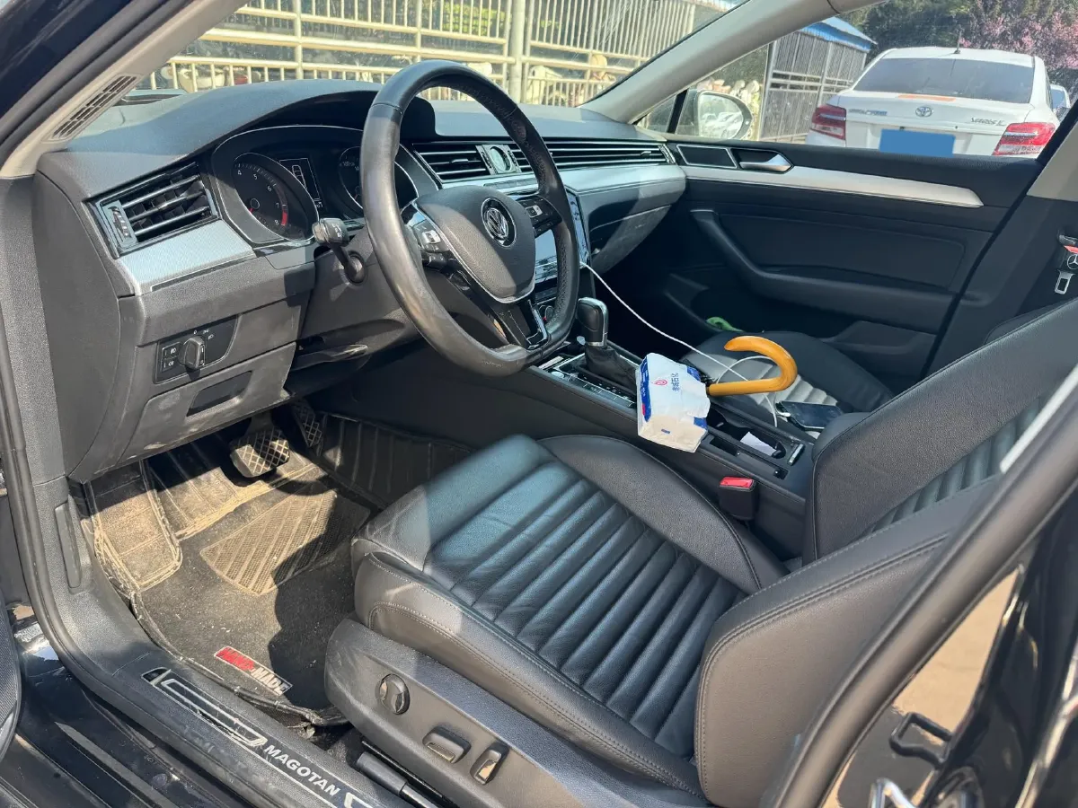 2018 Volkswagen Magotan 1.8T 180HP L4 7DCT,autocango,china used car exporter,china ev exporter,chinese used car exporter,chinese used ev exporter