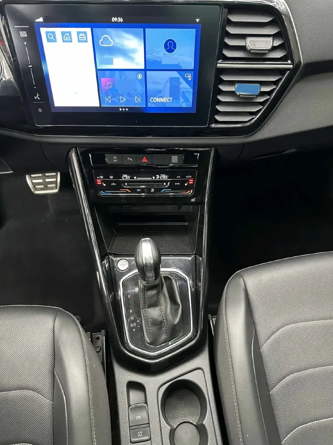 2021 Jetta VS7 1.4T 150HP L4 6AT,autocango,china used car exporter,china ev exporter,chinese used car exporter,chinese used ev exporter