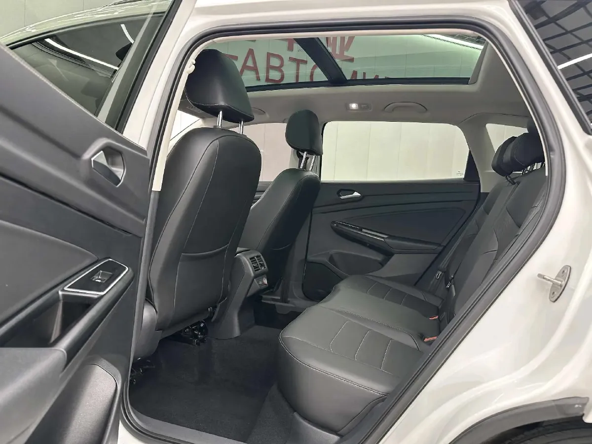 2021 Jetta VS7 1.4T 150HP L4 6AT,autocango,china used car exporter,china ev exporter,chinese used car exporter,chinese used ev exporter