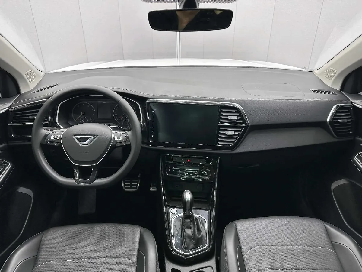 2021 Jetta VS7 1.4T 150HP L4 6AT,autocango,china used car exporter,china ev exporter,chinese used car exporter,chinese used ev exporter