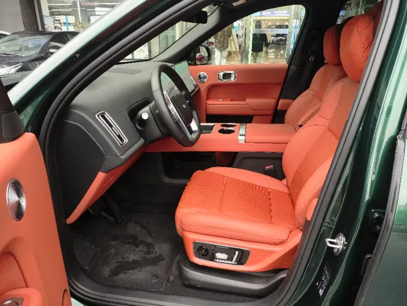 2025 Li L9 Range Extended 154HP REEV,autocango,china used car exporter,china ev exporter,chinese used car exporter,chinese used ev exporter