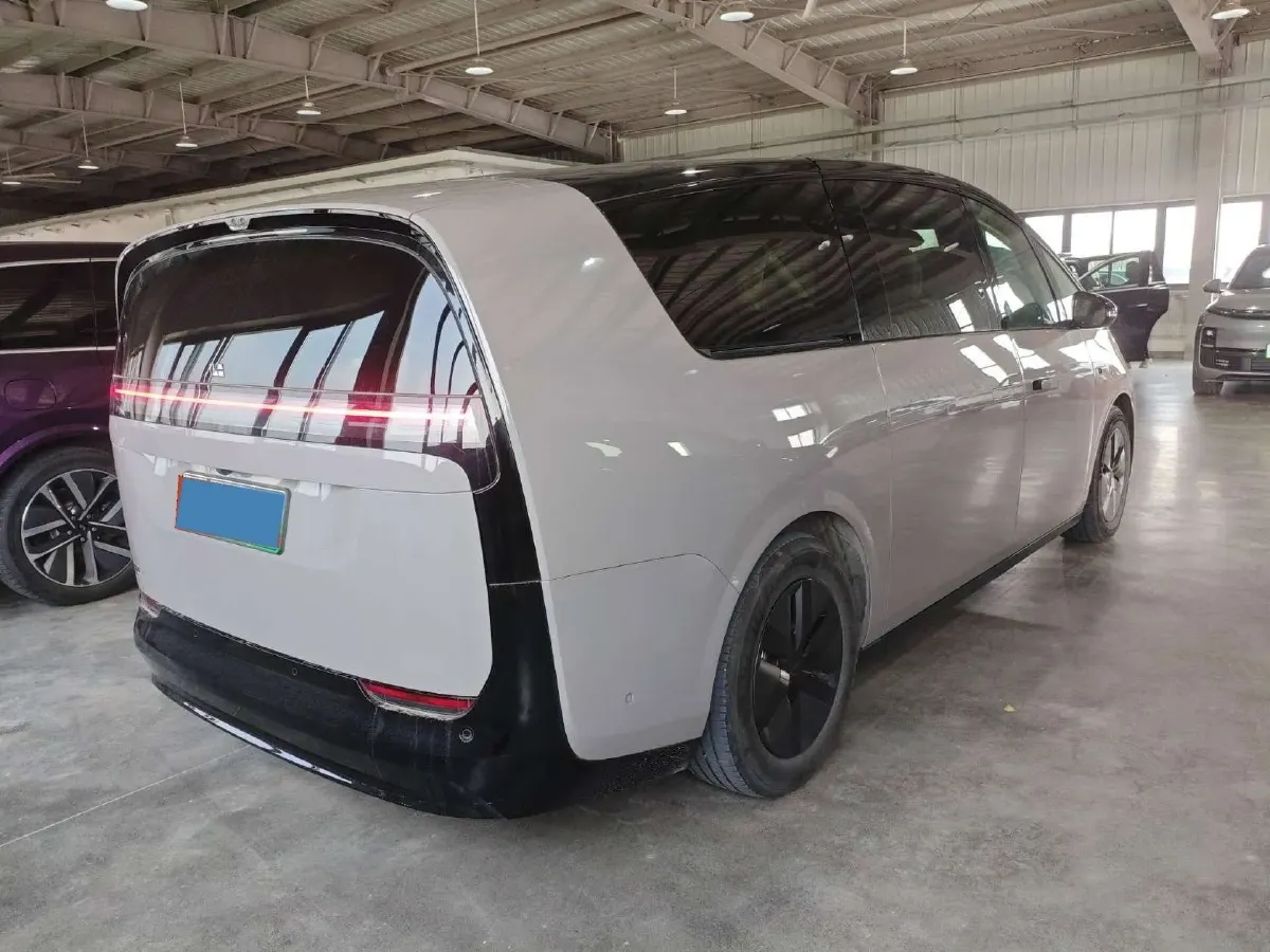 2024 Li MEGA BEV 102.7KWH,autocango,china used car exporter,china ev exporter,chinese used car exporter,chinese used ev exporter