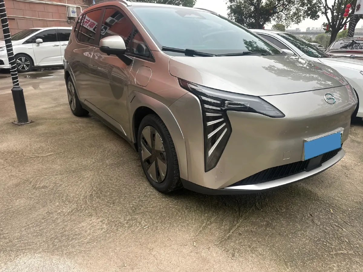 2022 Geely Okavango 1.8T 184HP L4 7DCT,autocango,china used car exporter,china ev exporter,chinese used car exporter,chinese used ev exporter