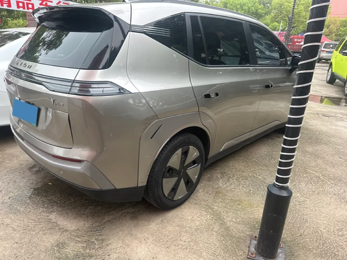 2022 Geely Okavango 1.8T 184HP L4 7DCT,autocango,china used car exporter,china ev exporter,chinese used car exporter,chinese used ev exporter