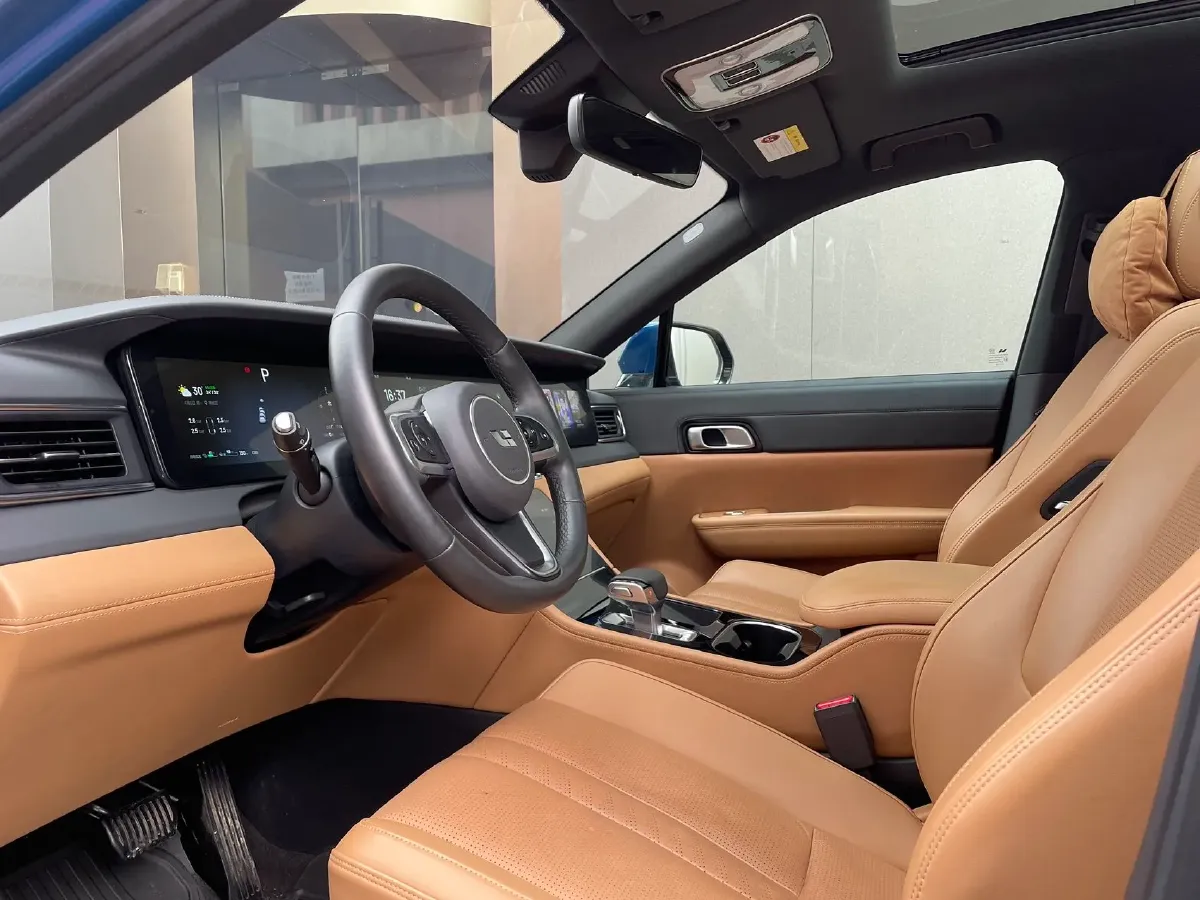 2020 Li ONE Range Extended 131HP REEV 40.5KWH,autocango,china used car exporter,china ev exporter,chinese used car exporter,chinese used ev exporter