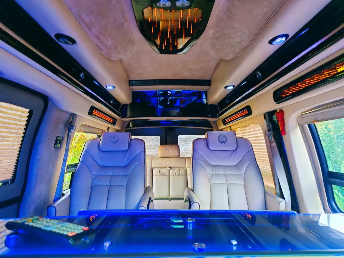 2012 GMC SAVANA 6.0L 328HP V8 6AT,autocango,china used car exporter,china ev exporter,chinese used car exporter,chinese used ev exporter