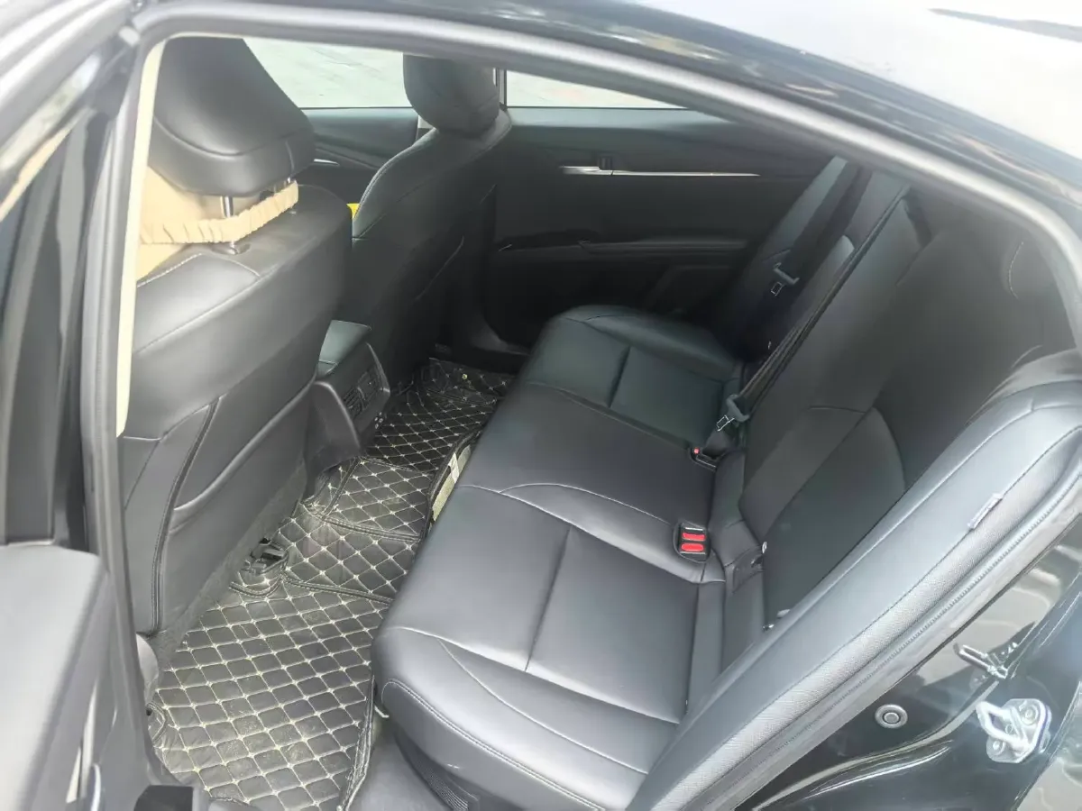 2024 Toyota Camry 2.0L 152HP L4 E-CVT Hybrid,autocango,china used car exporter,china ev exporter,chinese used car exporter,chinese used ev exporter