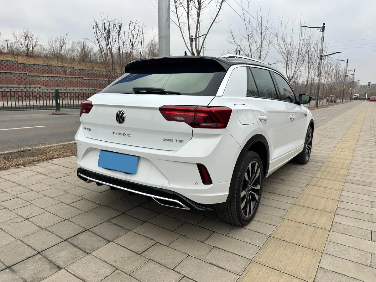 2022 Volkswagen T-Roc 1.4T 150HP L4 7DCT,autocango,china used car exporter,china ev exporter,chinese used car exporter,chinese used ev exporter