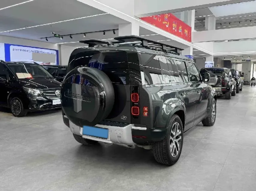 2023 Land Rover Defender 3.0T 400HP L6 8AT,autocango,china used car exporter,china ev exporter,chinese used car exporter,chinese used ev exporter