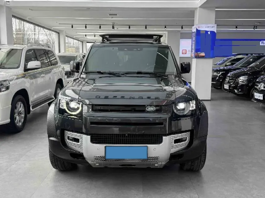 2023 Land Rover Defender 3.0T 400HP L6 8AT,autocango,china used car exporter,china ev exporter,chinese used car exporter,chinese used ev exporter