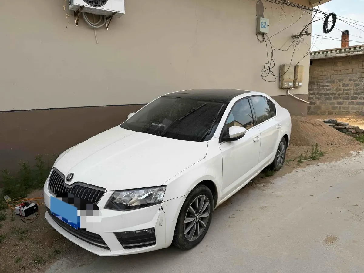 2017 Skoda Octavia 1.6L 110HP L4 6AT,autocango,china used car exporter,china ev exporter,chinese used car exporter,chinese used ev exporter