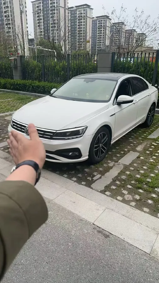 2019 Volkswagen Passat 1.4T 150HP L4 7DCT,autocango,china used car exporter,china ev exporter,chinese used car exporter,chinese used ev exporter