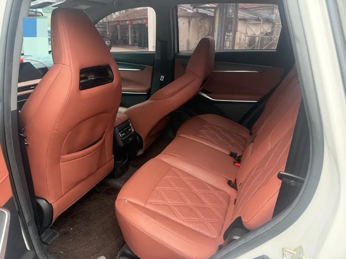 2023 ChangAn CS75 Plus 1.5T 188HP L4 8AT,autocango,china used car exporter,china ev exporter,chinese used car exporter,chinese used ev exporter