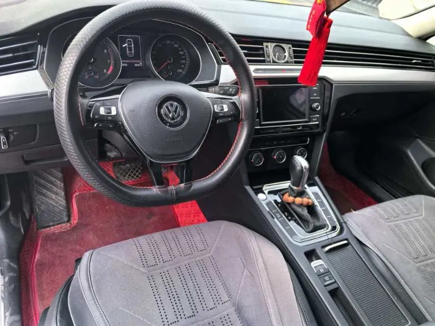 2018 Volkswagen Magotan 1.8T 180HP L4 7DCT,autocango,china used car exporter,china ev exporter,chinese used car exporter,chinese used ev exporter