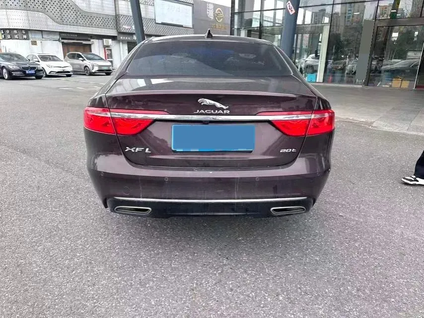 2018 Jaguar XFL 2.0T 200HP L4 8AT,autocango,china used car exporter,china ev exporter,chinese used car exporter,chinese used ev exporter