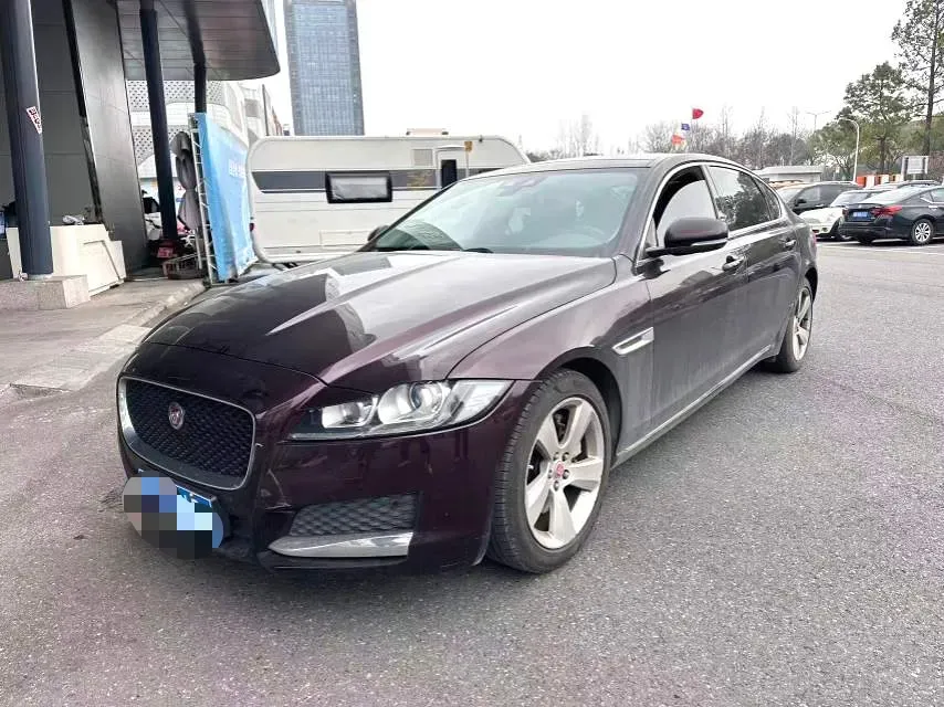 2018 Jaguar XFL 2.0T 200HP L4 8AT,autocango,china used car exporter,china ev exporter,chinese used car exporter,chinese used ev exporter