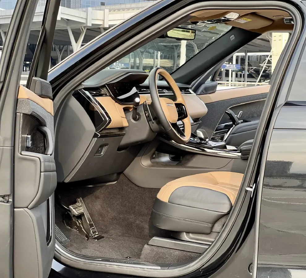 2024 Land Rover Range Rover Sport 3.0T 400HP L6 8AT,autocango,china used car exporter,china ev exporter,chinese used car exporter,chinese used ev exporter