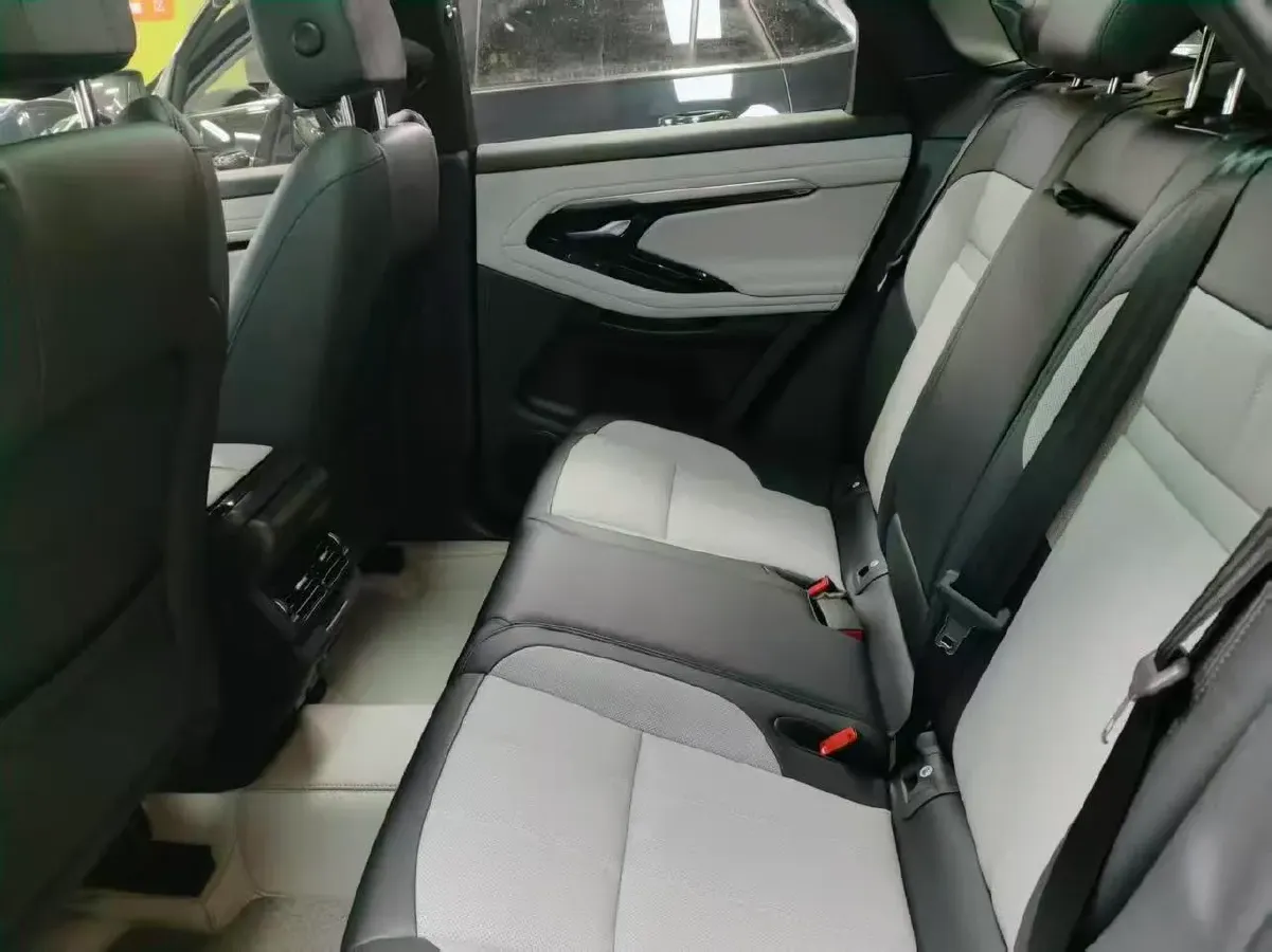 2020 Land Rover Range Rover Evoque 2.0T 249HP L4 9AT,autocango,china used car exporter,china ev exporter,chinese used car exporter,chinese used ev exporter