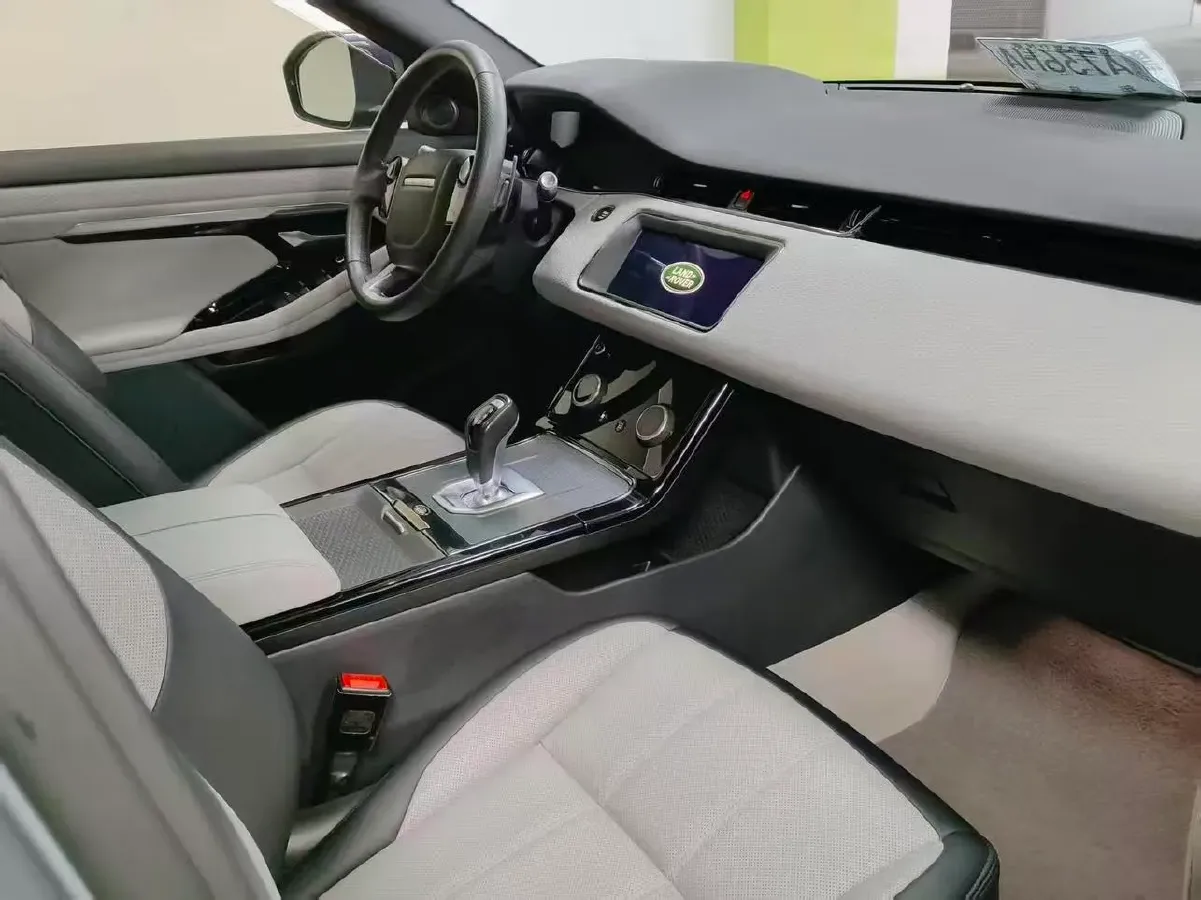 2020 Land Rover Range Rover Evoque 2.0T 249HP L4 9AT,autocango,china used car exporter,china ev exporter,chinese used car exporter,chinese used ev exporter