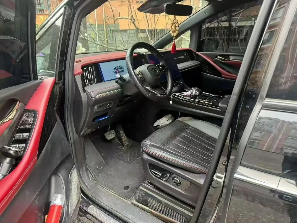 2024 GAC Trumpchi M8 2.0T 252HP L4 8AT,autocango,china used car exporter,china ev exporter,chinese used car exporter,chinese used ev exporter