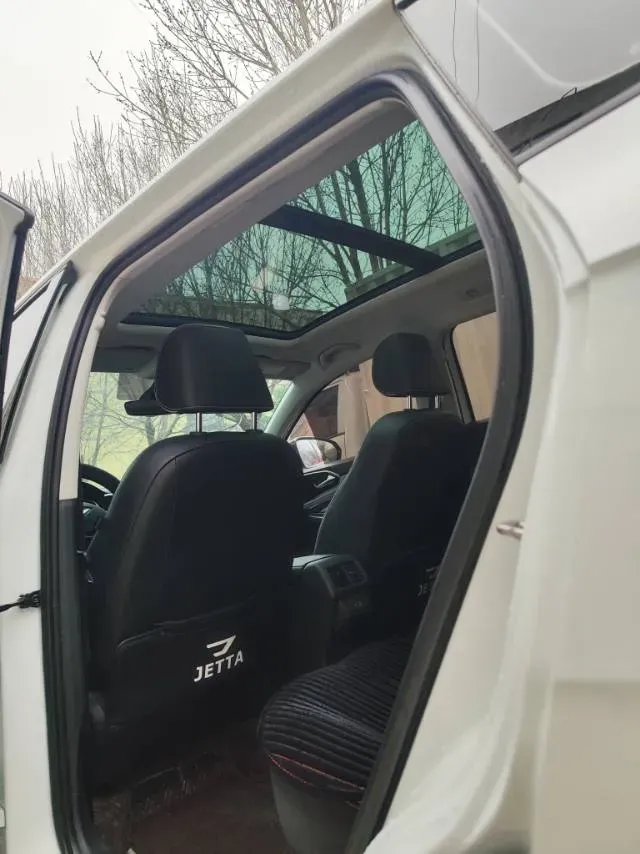 2022 Jetta VS7 1.4T 150HP L4 6AT,autocango,china used car exporter,china ev exporter,chinese used car exporter,chinese used ev exporter
