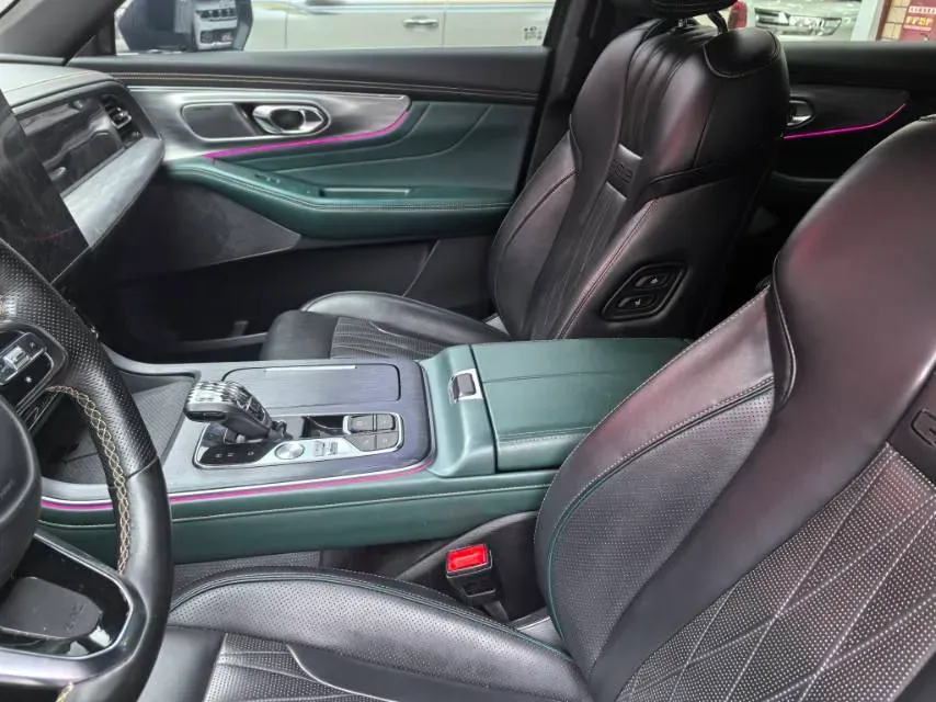 2022 GAC Trumpchi GS8 2.0T 252HP L4 8AT,autocango,china used car exporter,china ev exporter,chinese used car exporter,chinese used ev exporter