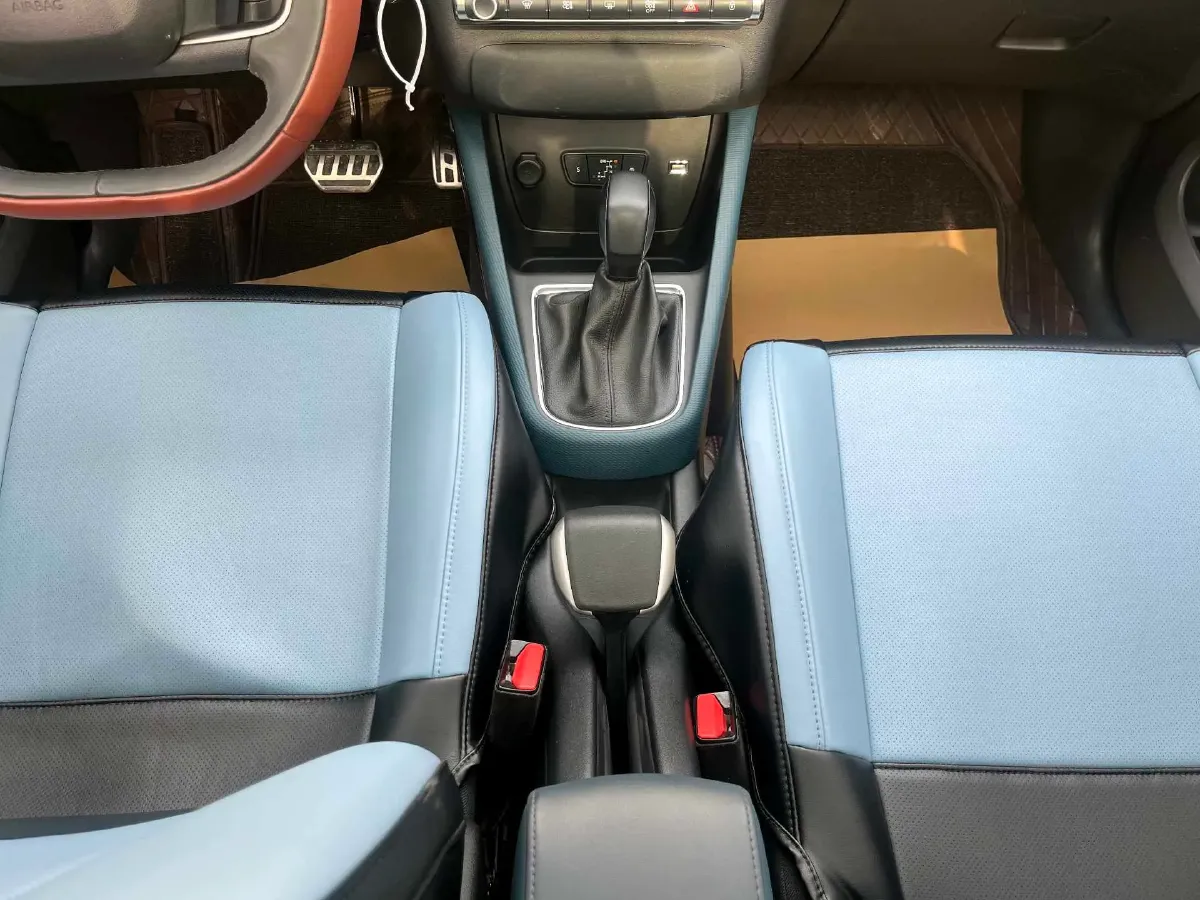 2018 Citroen C3-XR 1.2T 136HP L3 6AT,autocango,china used car exporter,china ev exporter,chinese used car exporter,chinese used ev exporter