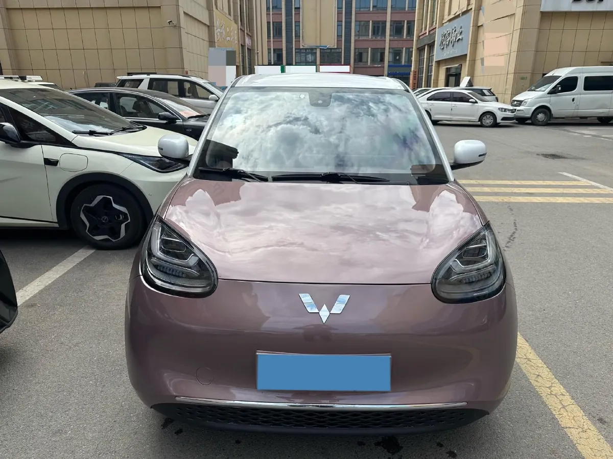2023 WuLing BinGuo BEV 31.9KWH,autocango,china used car exporter,china ev exporter,chinese used car exporter,chinese used ev exporter