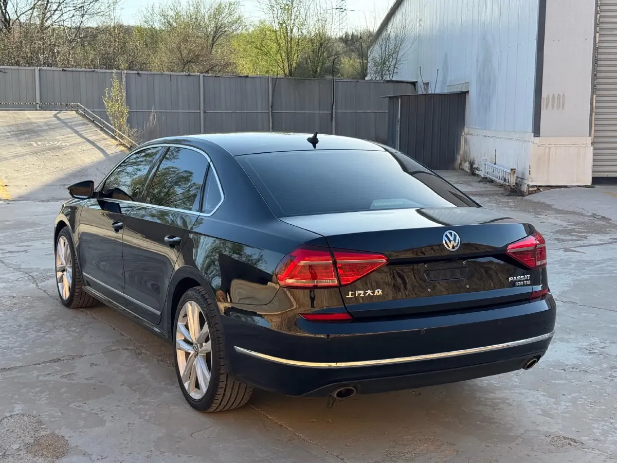 2017 Volkswagen Passat 1.8T 180HP L4 7DCT,autocango,china used car exporter,china ev exporter,chinese used car exporter,chinese used ev exporter