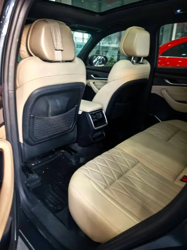 2025 Geely Monjaro 2.0T 238HP L4 8AT,autocango,china used car exporter,china ev exporter,chinese used car exporter,chinese used ev exporter